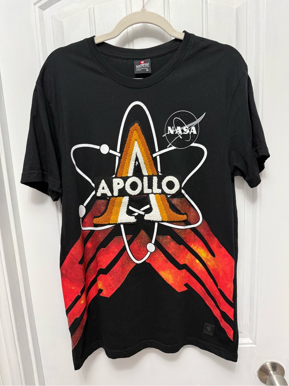 Southpole Shirt Size Medium NASA Apollo Embroidered Patch Short Sleeve (41-3)
